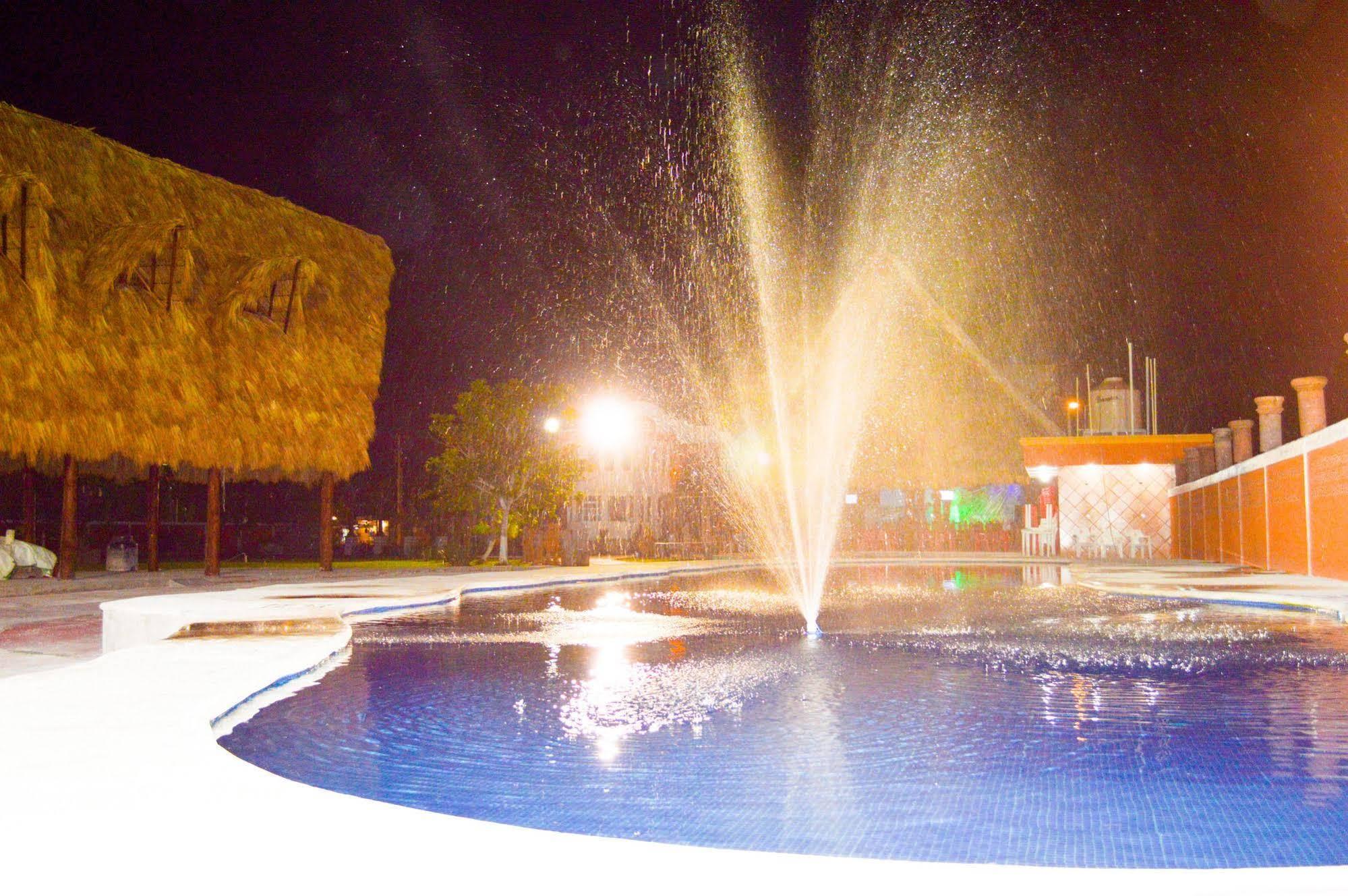 Hotel Hacienda Ixtlan Cozumel Exterior foto