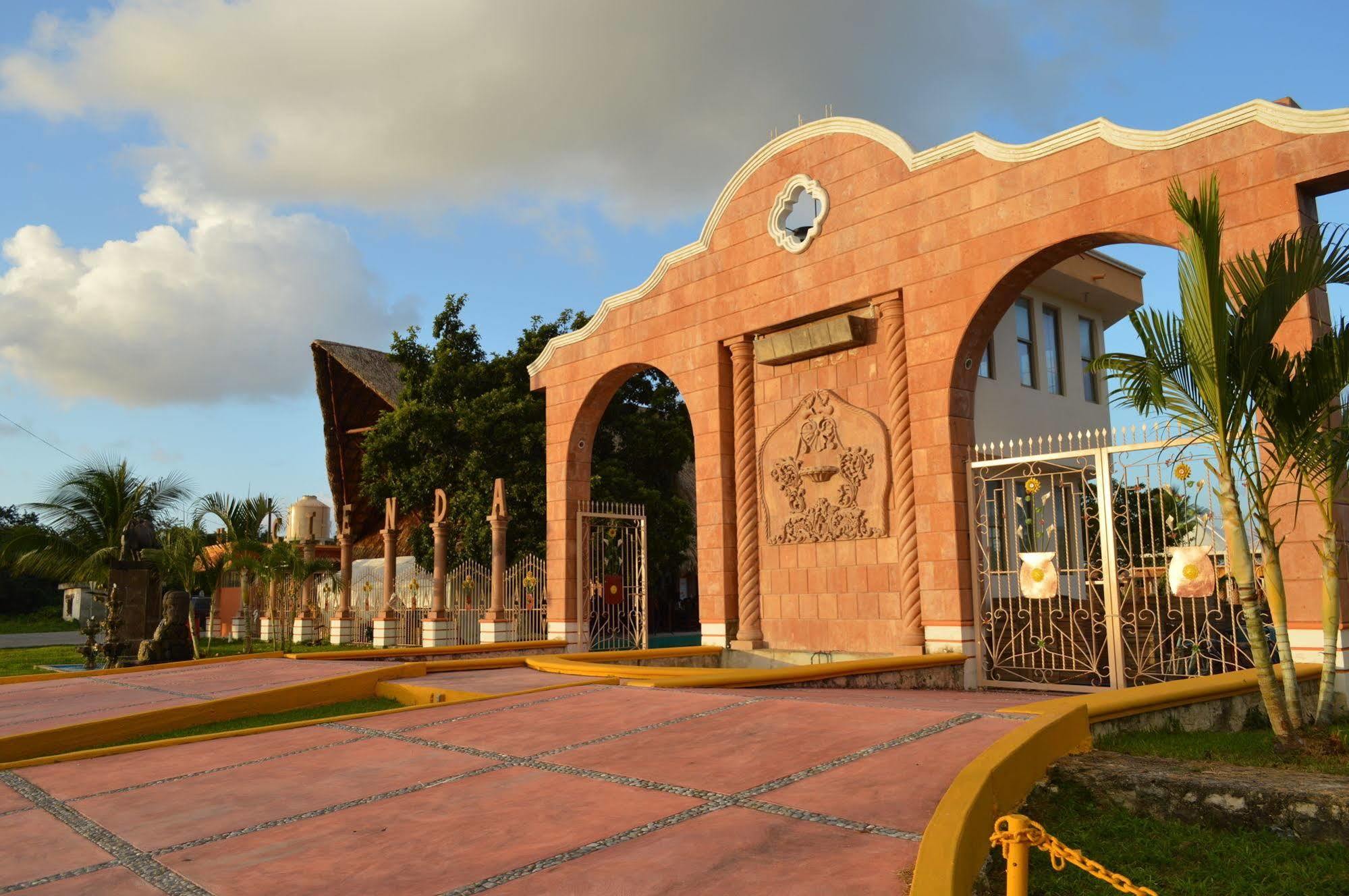 Hotel Hacienda Ixtlan Cozumel Exterior foto
